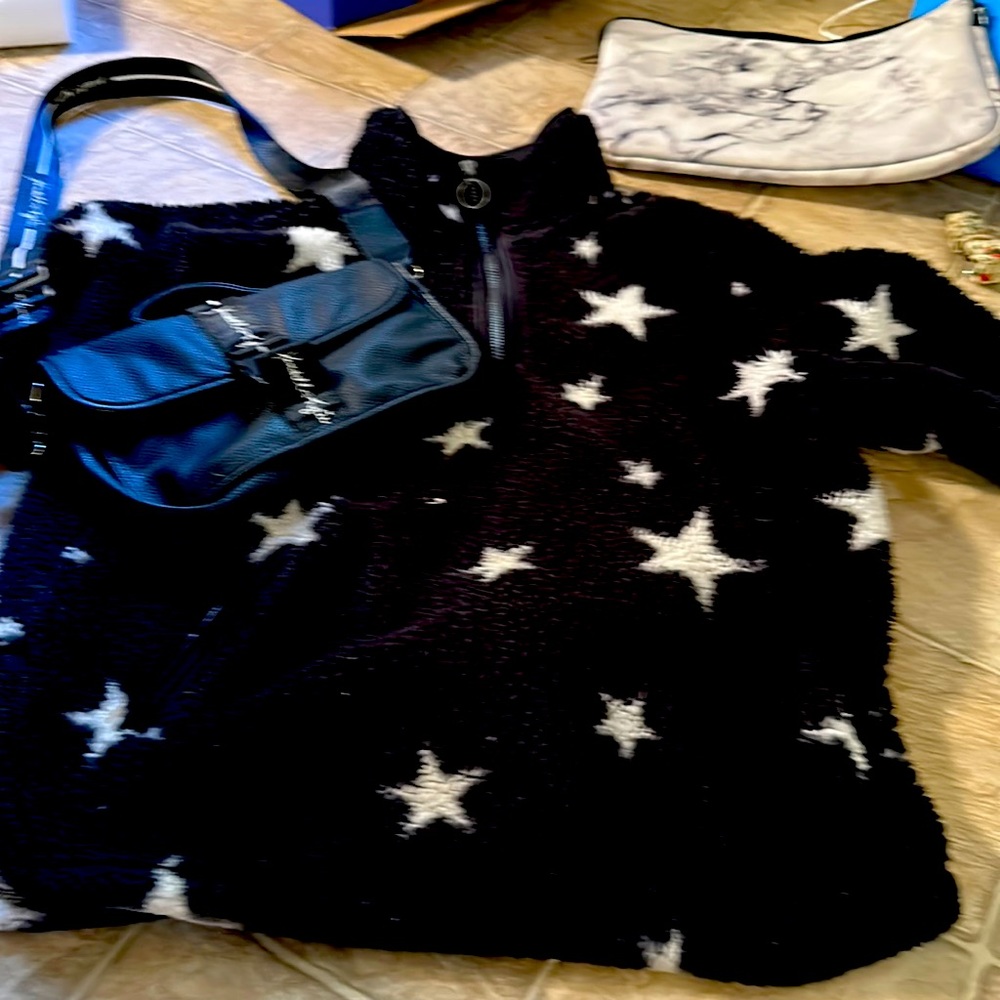 Teddy bear pull over and purse bundle not separate